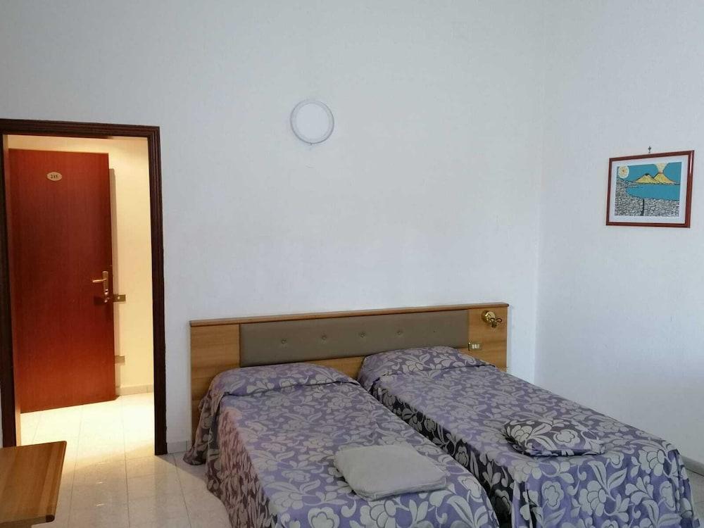 Hotel Santa Marta Pozzuoli Exteriér fotografie